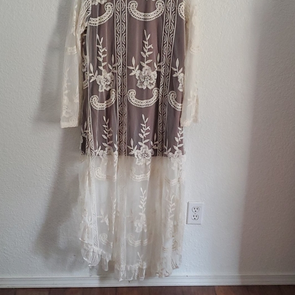 Womens dress - Picture 4 of 4